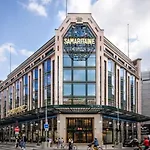 Amazing Studio On The Most Prestigious Street